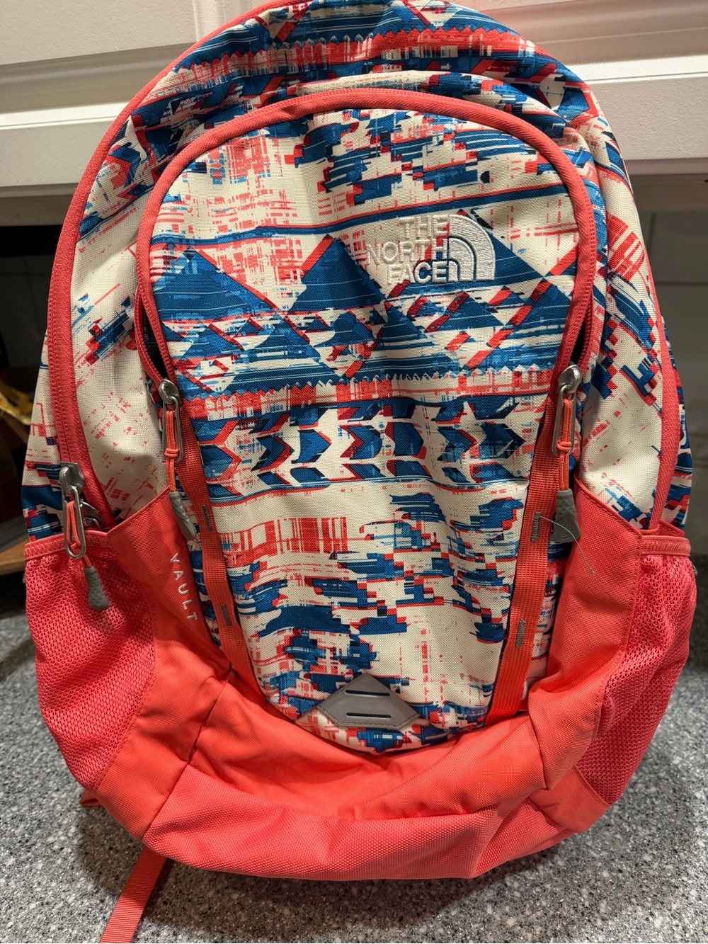 The North Face Coral & Blue Patterned Vault Backpack Padded Shoulder Straps